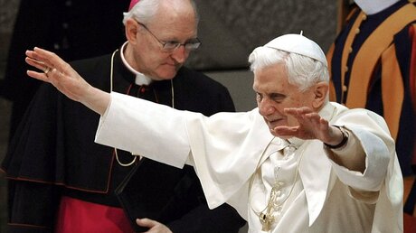 Papst Benedikt XVI.  (KNA)