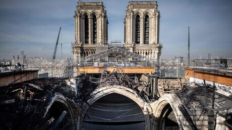 Beschädigte Pariser Kathedrale Notre-Dame / © Martin Bureau/AFP (dpa)