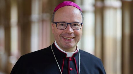 Bischof Stephan Ackermann im Portrait / © Bistum Trier (Bistum Trier)
