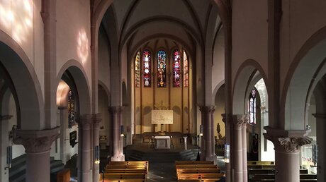 Blick in den Innenraum von St. Nikolaus von der Orgelempore aus.  / © Kirchengemeinde St. Nikolaus (privat)