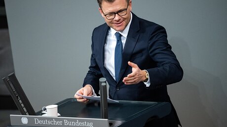 Carsten Schneider (SPD), Staatsminister für die neuen Bundesländer / © Bernd von Jutrczenka (dpa)