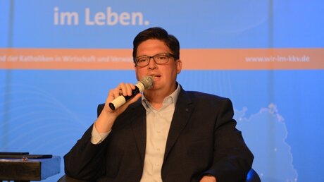 CDU-Bügermeisterkandidat Christian Buchen ist in der KJG groß geworden. / © Beatrice Tomasetti (DR)
