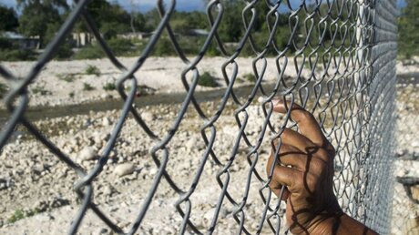 An der Grenze von Haiti / © JuanCCC (shutterstock)