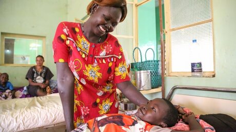Die "aktion hoffnung" unterstützt ein Krankenhaus im Südsudan und die Gesundheit im Land / © Nyokabi Kahura / Fairpicture (Die Sternsinger)
