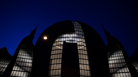DITIB-Zentralmoschee in Köln  / © Rolf Vennenbernd (dpa)