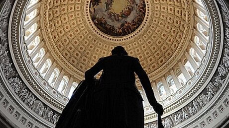 Kuppel des Kapitols in Washington, in dem der US-Kongress seinen Sitz hat / © Michael Reynolds (dpa)