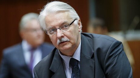 Polens Außenminister Witold Waszczykowski / © Olivier Hoslet (dpa)