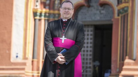 Georg Bätzing, Bischof von Limburg und Vorsitzender der Deutschen Bischofskonferenz / © Boris Roessler (dpa)