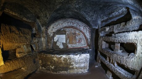 Grabkammer der Veneranda in den restaurierten Domitilla-Katakomben / © Romano Siciliani (KNA)