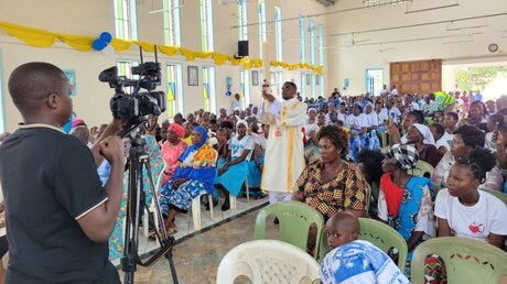 Gottesdienstfeier und Katechese in Kenia / © Ammann (Erzbistum Köln)