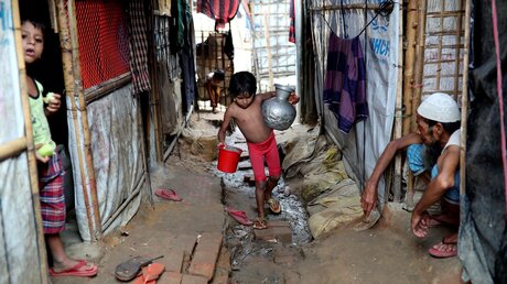 Archiv: Blick in das Flüchtlingslager Kutupalong in Bangladesh (Reuters)