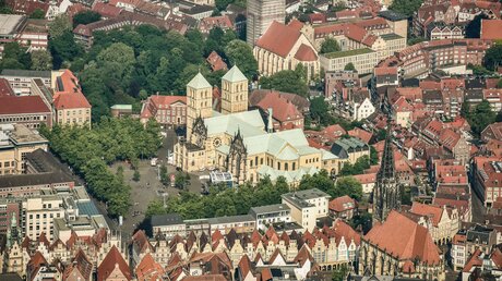 Luftaufnahme des Sankt Paulus Doms in Münster / © Julia Steinbrecht (KNA)