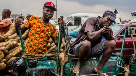 Junge Nigerianer in Lagos / © shynebellz (shutterstock)