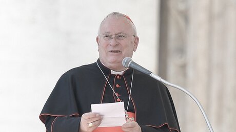 	Kardinal Gualtiero Bassetti, Erzbischof von Perugia, am 12. August 2018 auf dem Petersplatz. / © Cristian Gennari/Romano Siciliani (KNA)