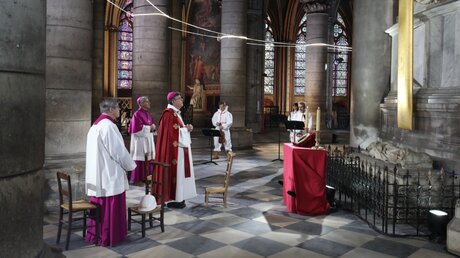 Karfreitag in Notre-Dame / © Ludovic Marin (dpa)