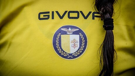 Logo der Frauen-Fußballmannschaft des Vatikan / © Stefano dal Pozzolo (KNA)
