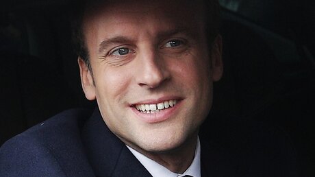 Präsidentschaftskandidat Emmanuel Macron / © Christophe Ena (dpa)