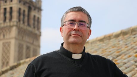Marcelino Manzano Vilches, Priester und Vertreter der Bruderschaften der Erzdiözese Sevilla. / © Erzdiözese Sevilla (privat)
