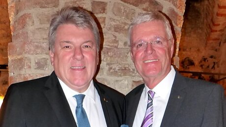 Michael H.G. Hoffmann (rechts) und sein Nachfolger Michael Kreuzberg (ZDV)