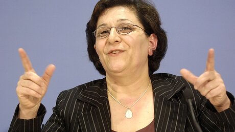 Mina Ahadi, Vorsitzende des Zentralrats der Ex-Muslime / © Andreas Schoelzel (epd)