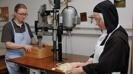 In Nicht-Coronazeiten leben die Schwestern von der Hostienbäckerei / © Beatrice Tomasetti (DR)