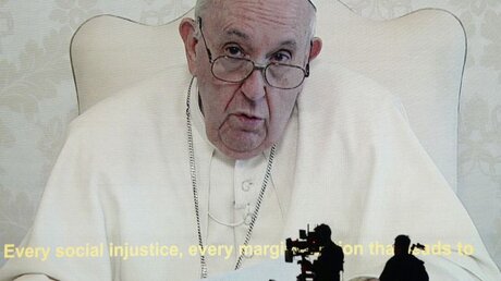 Papst Franziskus spricht via Videoschalte / © Jordan Strauss/Invision/AP (dpa)