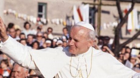 Papst Johannes Paul II. in Polen im Jahr 1979 / © KNA-Bild (KNA)