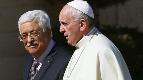 Juni 2014 Abbas und Franziskus (rechts) (dpa)