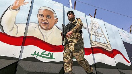 Screenshot: Irak vor der Reise von Papst Franziskus / © AFP (AFP)