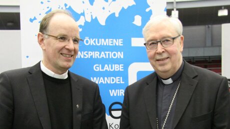 Landesbischof Meister und Bischof Trelle / © Bistum Hildesheim