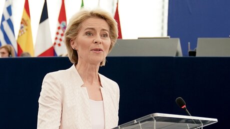 Ursula von der Leyen wird neue EU-Kommissionspräsidentin  / © Michael Kappeler (dpa)