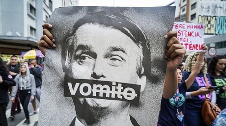 Vor der Wahl in Brasilien: Protest gegen Bolsonaro / © Pablo Albarenga (dpa)