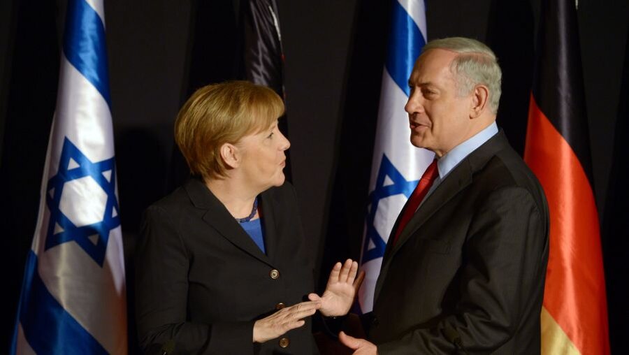 Eine schwierige Beziehung - 50 Jahre diplomatische Kontakte zu Israel (dpa)