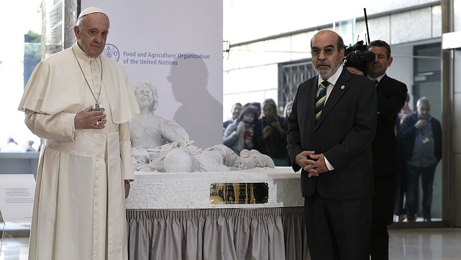 Papst besucht UN-Ernährungsorganisation FAO / © Andrew Medichini (dpa)