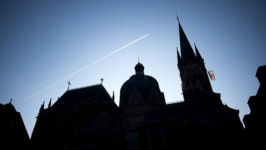 Bistum Aachen gründet Beraterstab zu sexuellem Missbrauch / © Marius Becker (dpa)