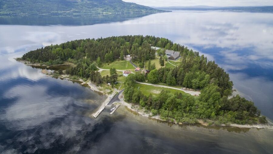 Blick über die Insel Utøya / © Meek, Tore/NTB scanpix (dpa)