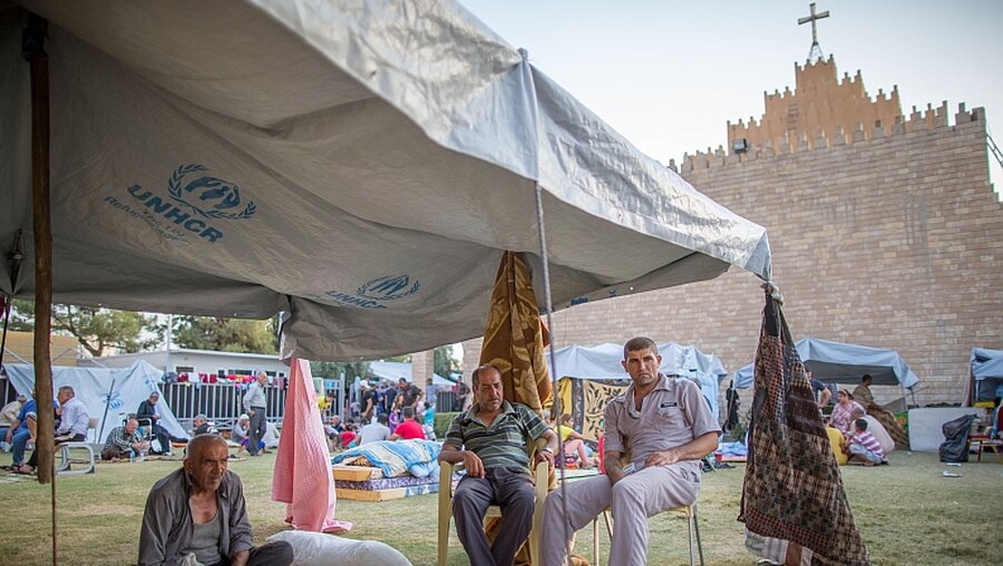 Christliche Flüchtlinge auf dem Gelände der Erzdiözese von Erbil / © Michael Kappeler (dpa)