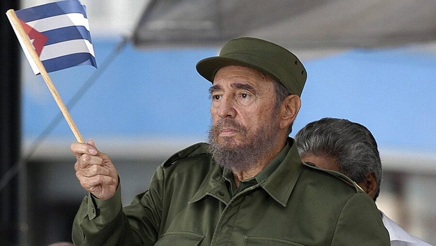 Kubas Revolutionsführer Fidel Castro ist gestorben / © Alejandro Ernesto (dpa)