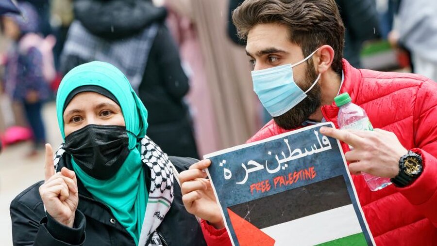Demonstration gegen das israelische Vorgehen / © Axel Heimken (dpa)