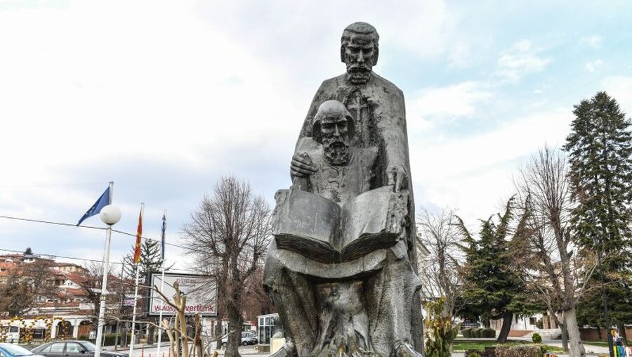 Denkmal der Heiligen Kyrill und Method in Ohrid in Nordmazedonien / © Harald Oppitz (KNA)