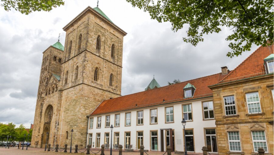 Der Osnabrücker Dom St. Peter / © Tobias Arhelger  (shutterstock)