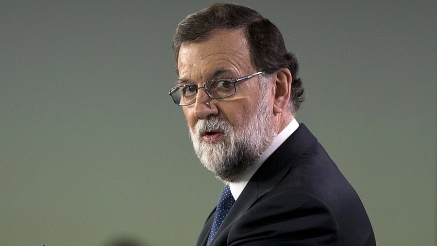 Der spanische Ministerpräsident Mariano Rajoy / © Paul White (dpa)