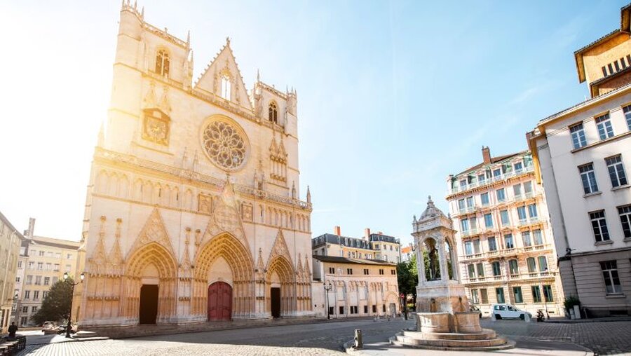 Die Kathedrale Saint-Jean in Lyon / © RossHelen (shutterstock)