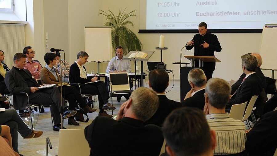 Konstituierende Sitzung des Diözesanpastoralrates  / © Michael Kasiske (Erzbistum Köln)