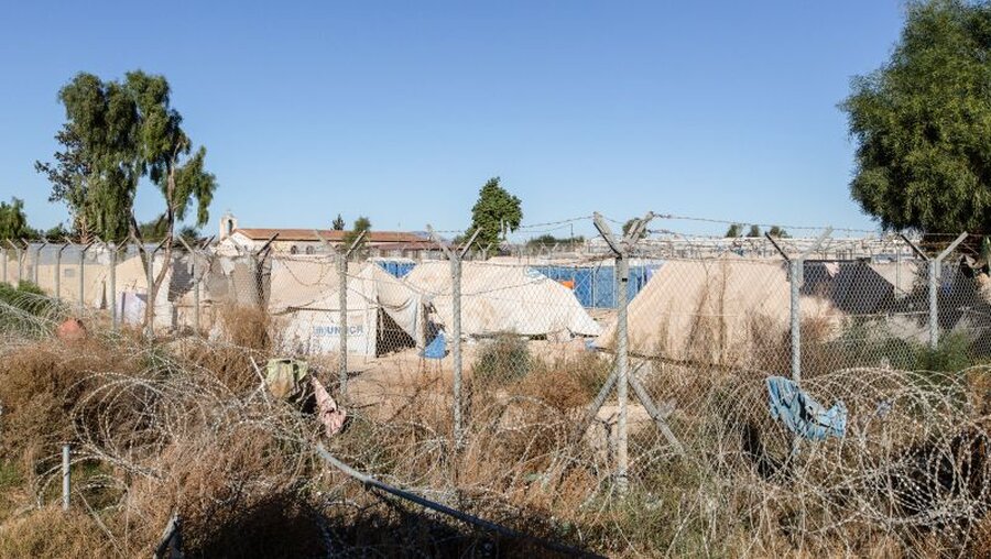 Ein Flüchtlingslager auf Zypern / © Andrea Krogmann (KNA)