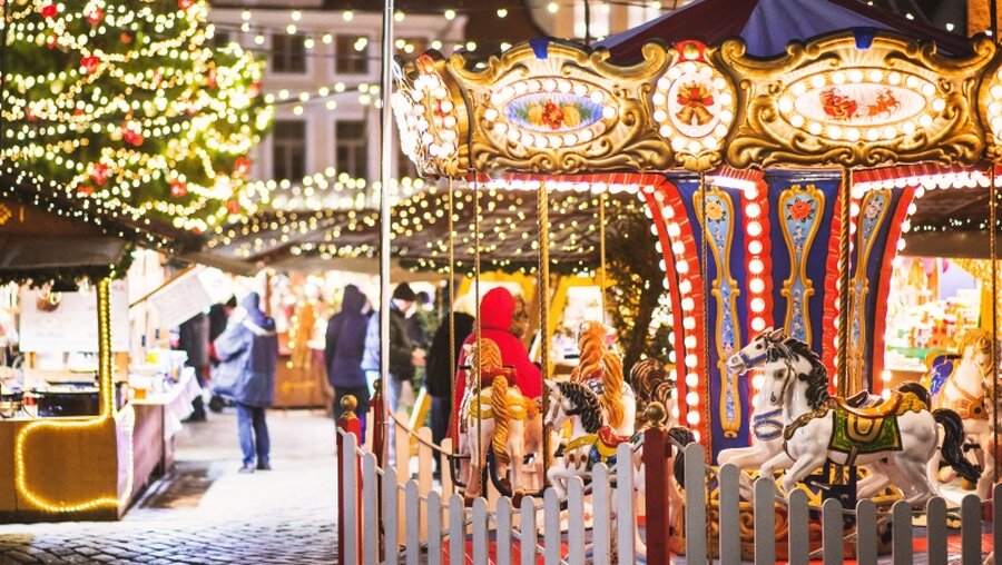 So wird es in diesem Jahr wohl auf keinem Weihnachtsmarkt aussehen / © Kite_rin (shutterstock)