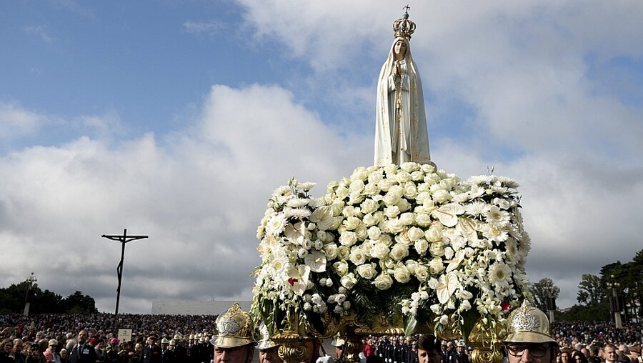 Das Jubiläumsjahr "100 Jahre Fatima" zog Millionen Gläubige an / © Paulo Cunha (dpa)