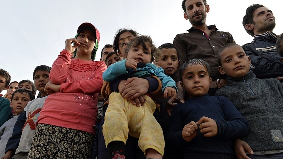 Flüchtlinge im Libanon / © Wael Hamzeh (dpa)