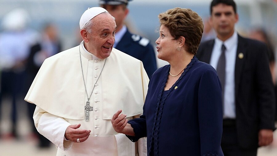 Franziskus und Dilma Rousseff (dpa)