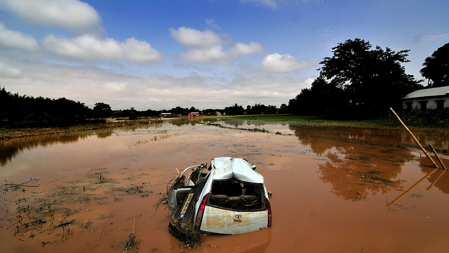 Überschwemmung in Indien / © Str (dpa)